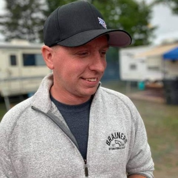 Meet your Posher, Justin - Picture 1 of 1